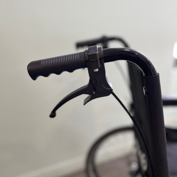 Silla de Ruedas Estándar y de compañía LP 4000 - Image 3